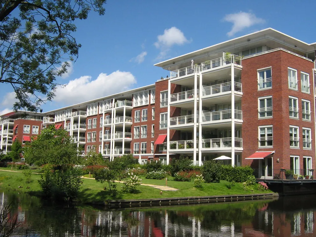Edificio de apartamentos en alquiler